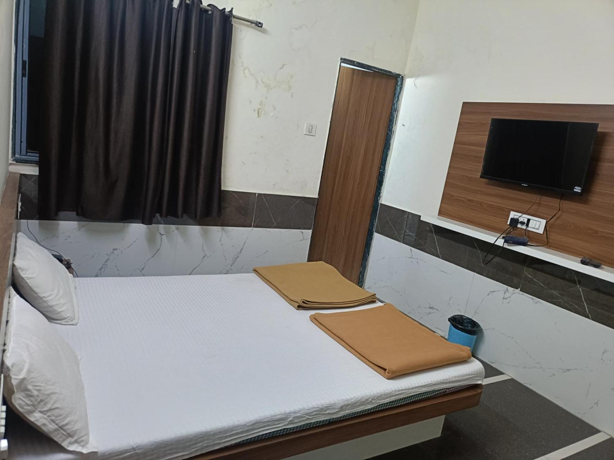 Hotel Mahalaxmi Dwārka المظهر الخارجي الصورة