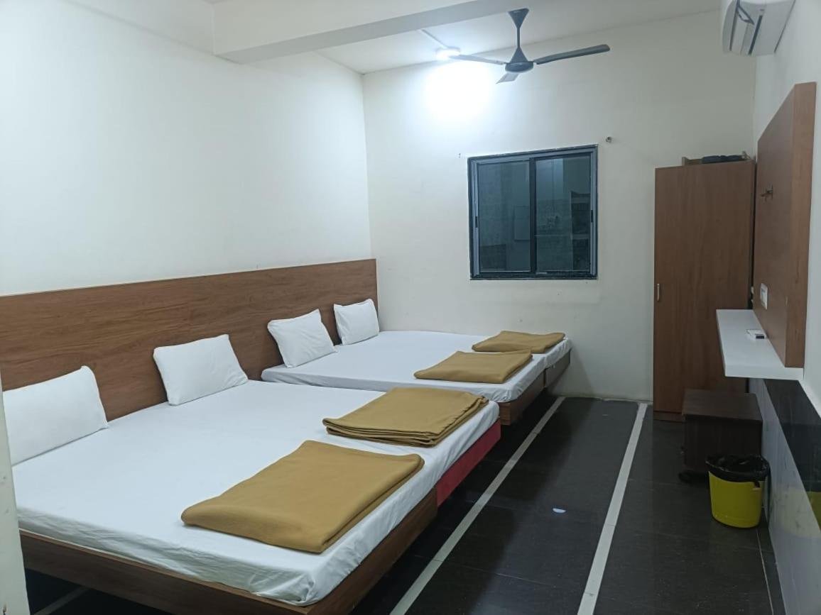 Hotel Mahalaxmi Dwārka المظهر الخارجي الصورة