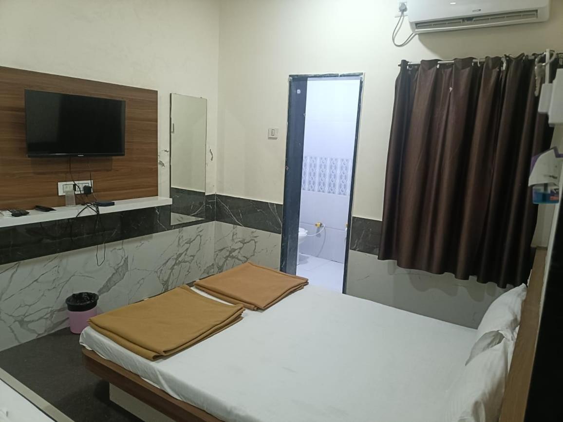 Hotel Mahalaxmi Dwārka المظهر الخارجي الصورة